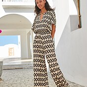 Jumpsuits und Overalls
